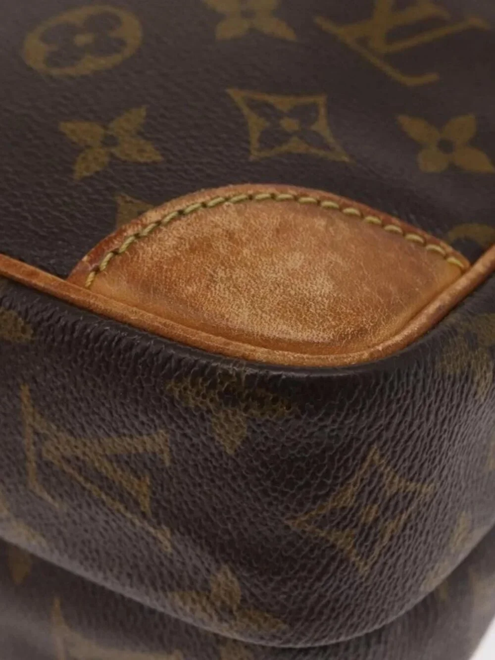 LOUIS VUITTON Monogram Amazon Shoulder Bag M45236 LV Auth BA8742